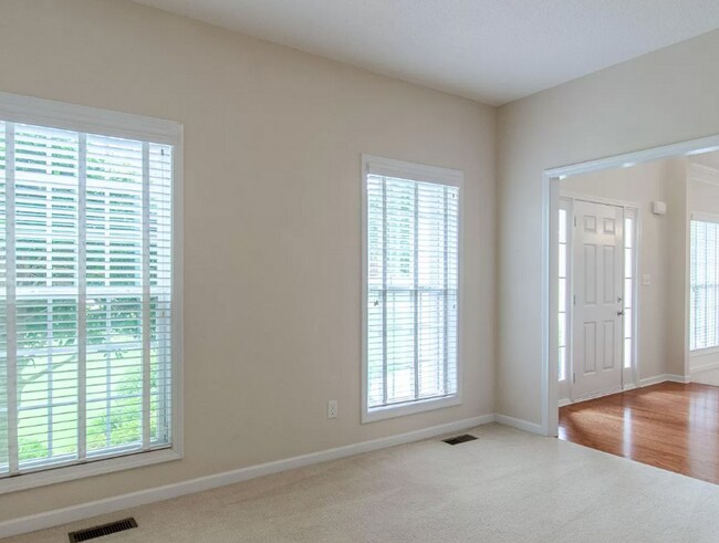 Foto del edificio - 20 Minnie Court - Available Jul 31.  Well ...