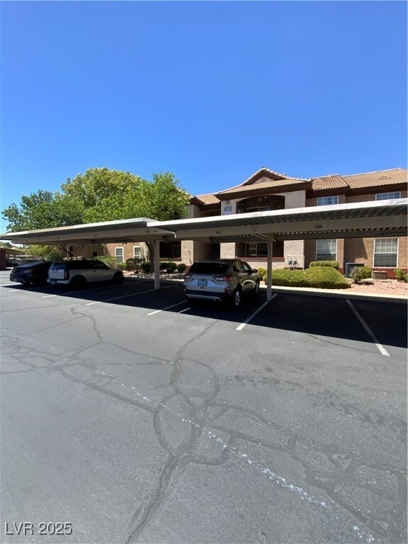 Primary Photo - 231 W Horizon Ridge Pkwy