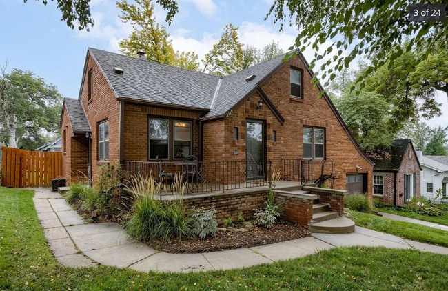 Photo - 2115 S 61st St House