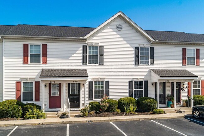 Foto del edificio - 6022 Brice Park Dr