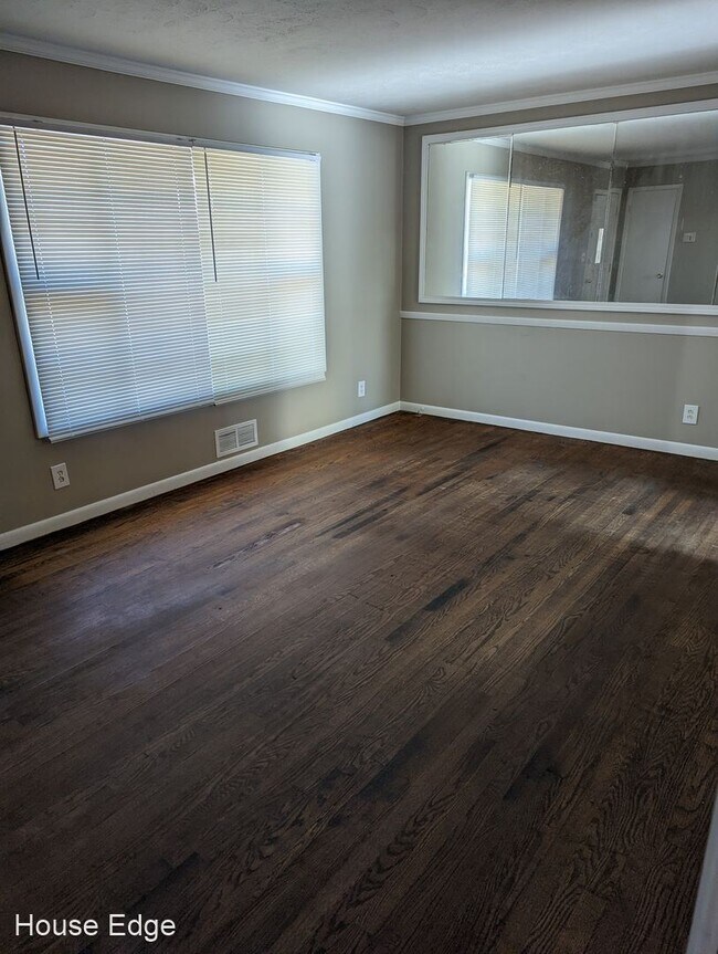 Foto del edificio - 4 br, 1.5 bath House - 2700 Dunmoreland Ter