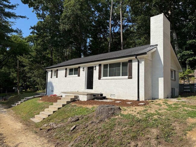 Building Photo - 33 Roach Hollow Rd