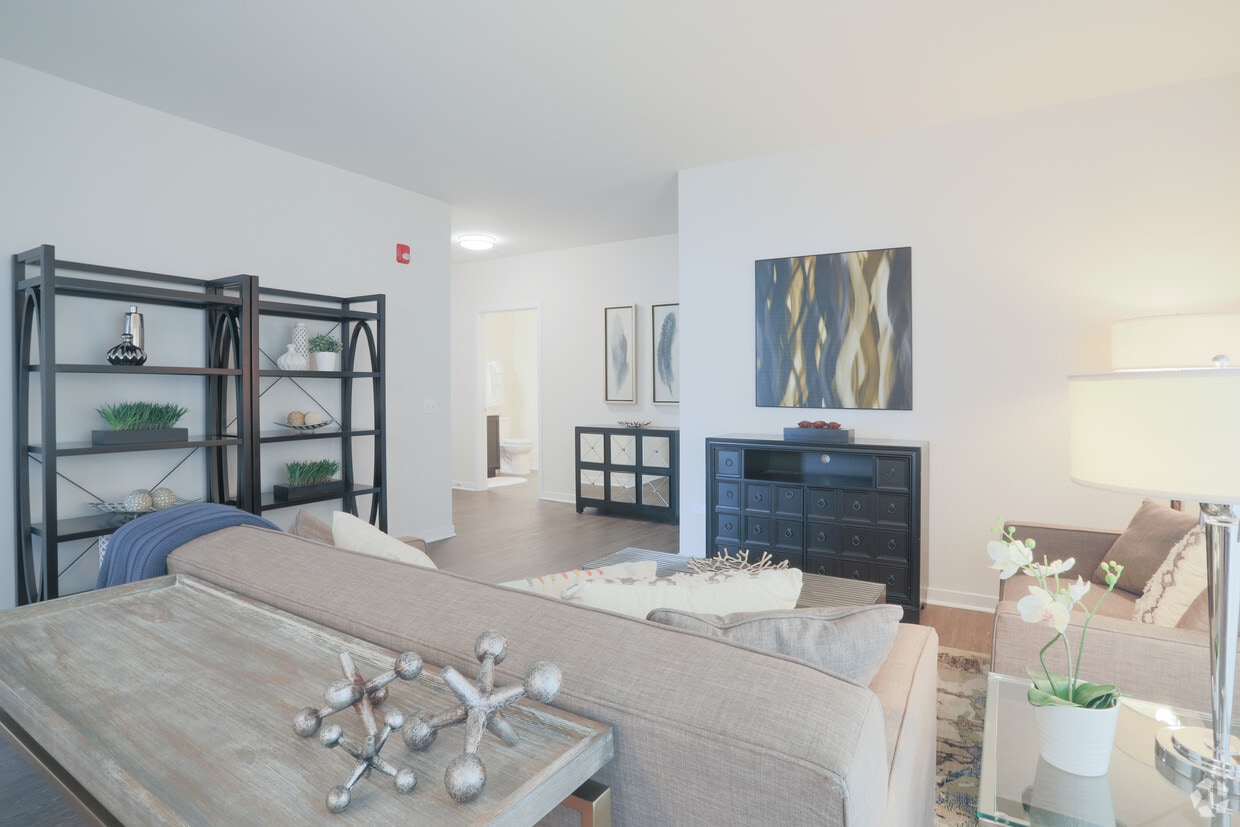 Primary Photo - Reserve at Prairie Centre