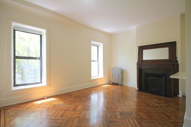 Building Photo - 309 W 138th St