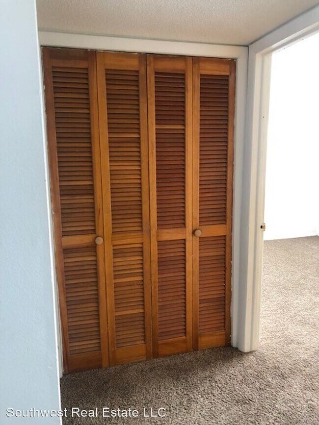 Foto del edificio - 2 br, 1 bath House - 1011 Trona Dr