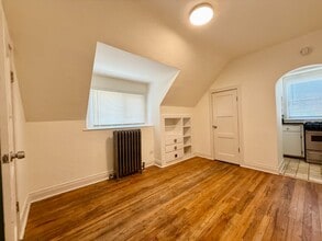 Building Photo - 1454 Marion St