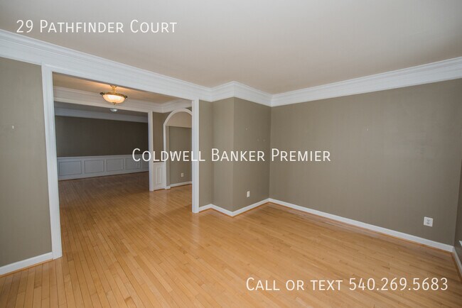Foto del edificio - 29 Pathfinder Ct