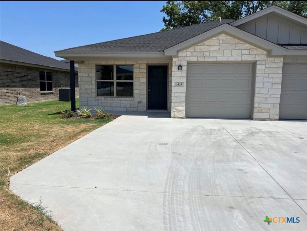 Primary Photo - 343 Arnold Dr
