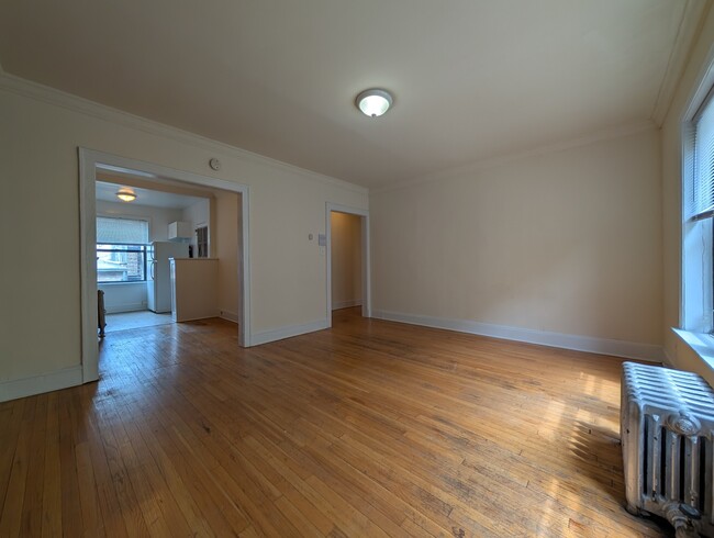 Building Photo - 2338 N Spaulding Ave