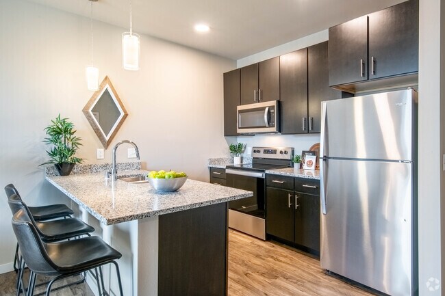 1 habitación, 1 baño - 692 pies cuadrados - Sugar Creek Commons