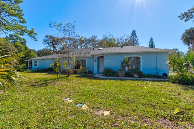 Building Photo - 5505 W Magnolia Ave