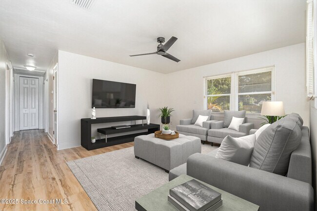 Foto del edificio - 4226 Sherwood Blvd