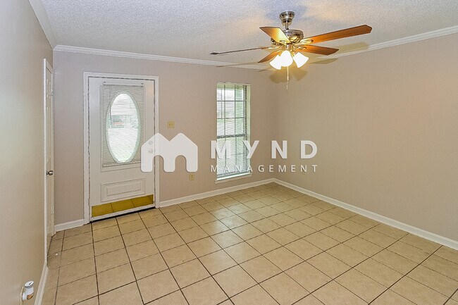 Building Photo - 4581 La Paloma Ln
