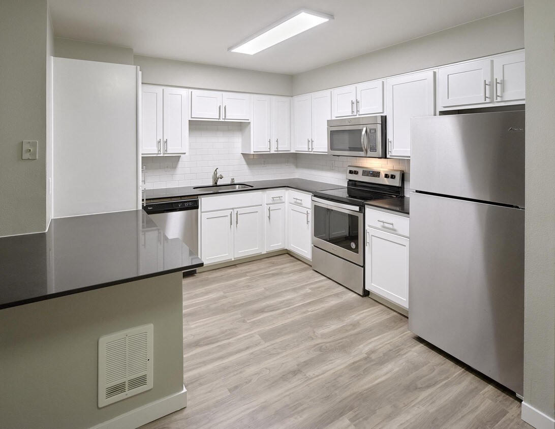 Stonemeadow Farms 23028 27th Ave Bothell, WA Apartments for Rent in