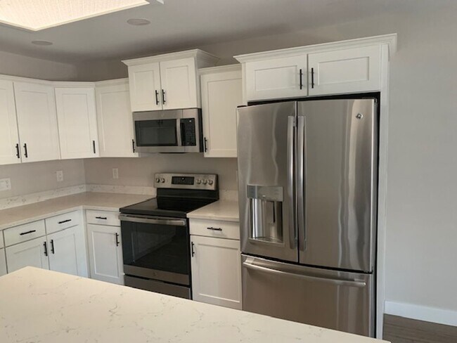 Foto del edificio - 7950 E Keats Ave