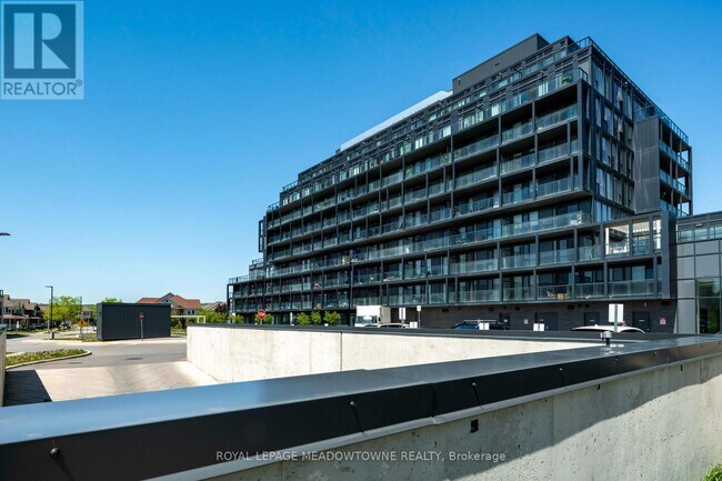 Building Photo - 3200 Dakota Cmn