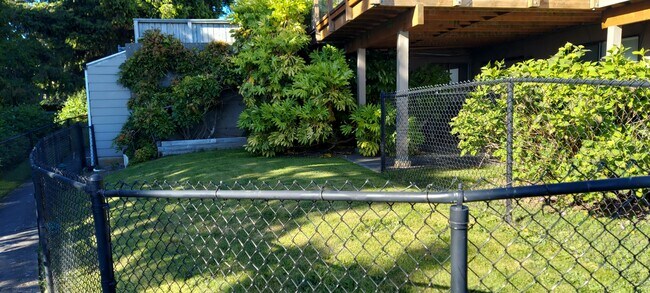 Foto del edificio - 2823 Eldridge Ave