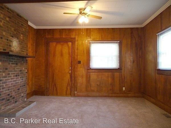 Foto del edificio - 3 br, 1.5 bath House - 804 Kilby St.