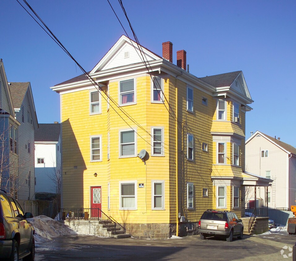 Foto del edificio - 281 Blackstone St