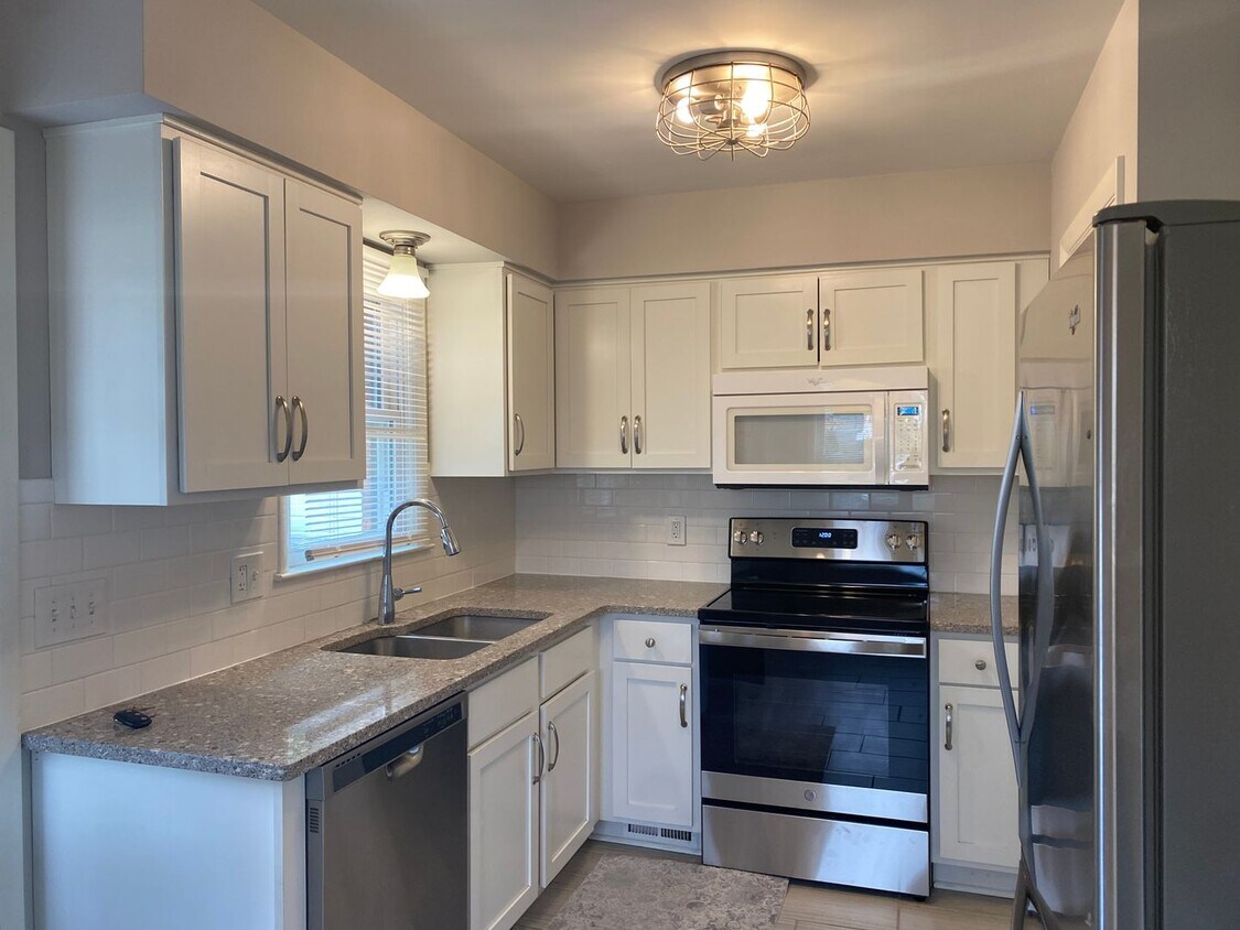 Foto principal - Cute Cape Cod in Forest Hills