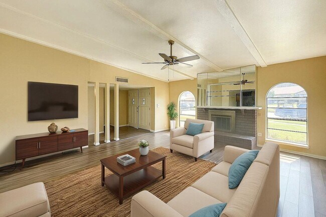 Building Photo - Inviting 3-Bedroom Haven with Shaded Backy...