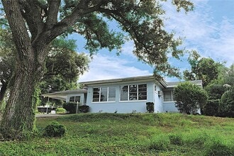 Building Photo - 1000 Cody Cove Rd