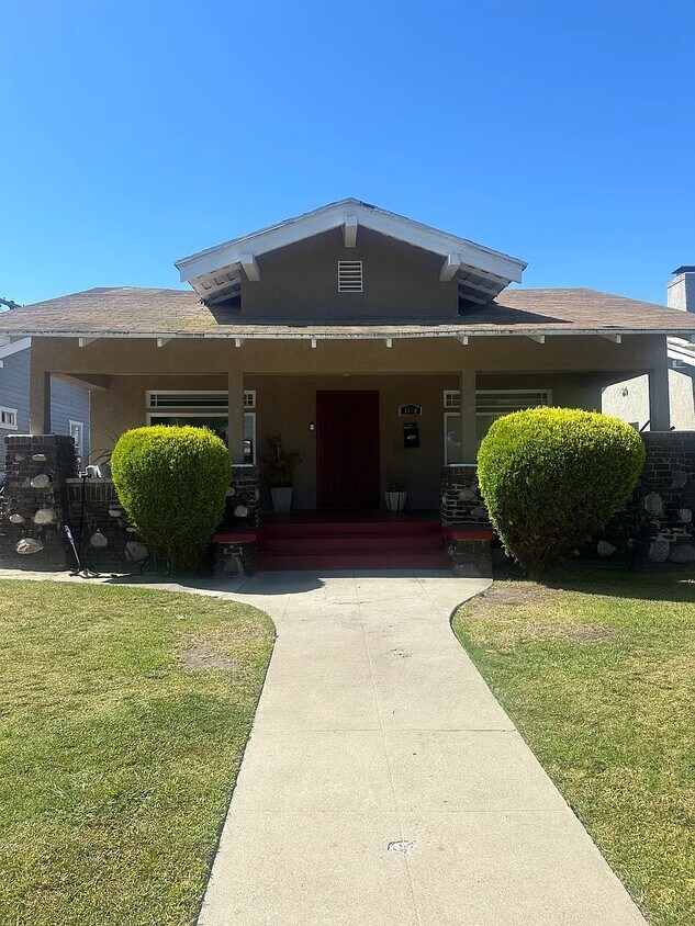 Foto principal - 1840 Middleton Pl