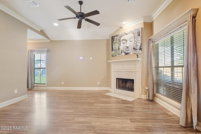 Building Photo - 201 Sandhill Crane Dr