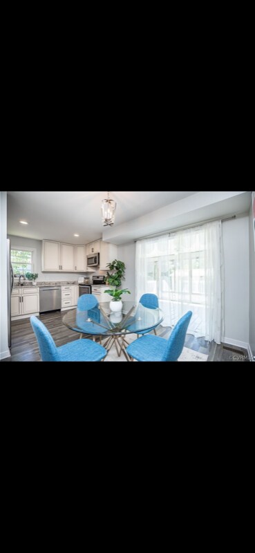 Foto del edificio - 6309 Millhiser Ave