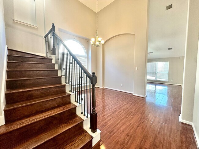 Foto del edificio - 6415 Virginia Fields Dr