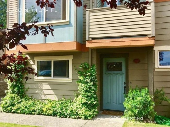 Building Photo - 3 bedroom in Seattle WA 98113