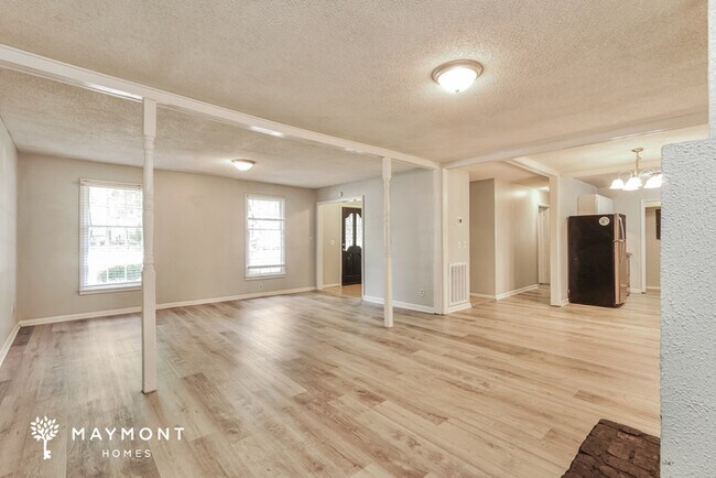 Foto del edificio - Beautiful 3 Bedroom Bungalow!