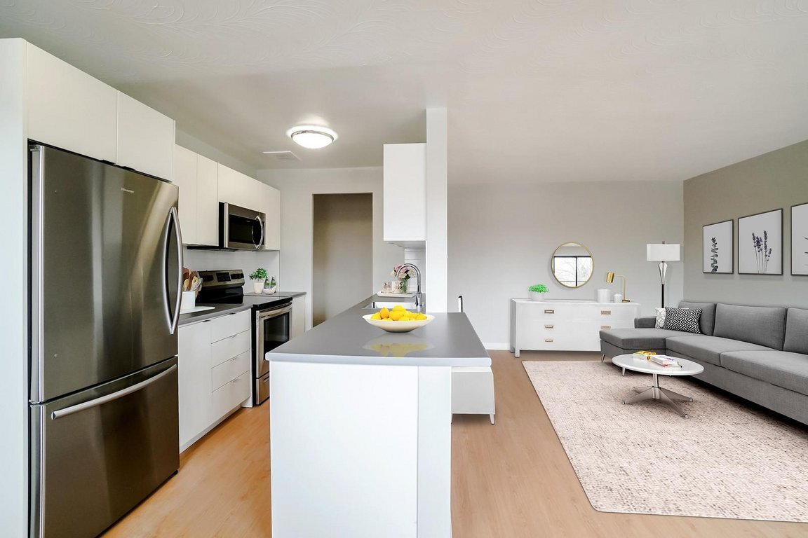 Primary Photo - Belvedere Suites