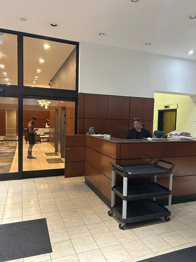 Foto del edificio - 233 E Erie St