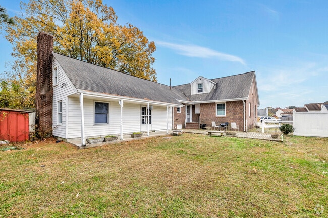 Building Photo - 26 McDonald Rd