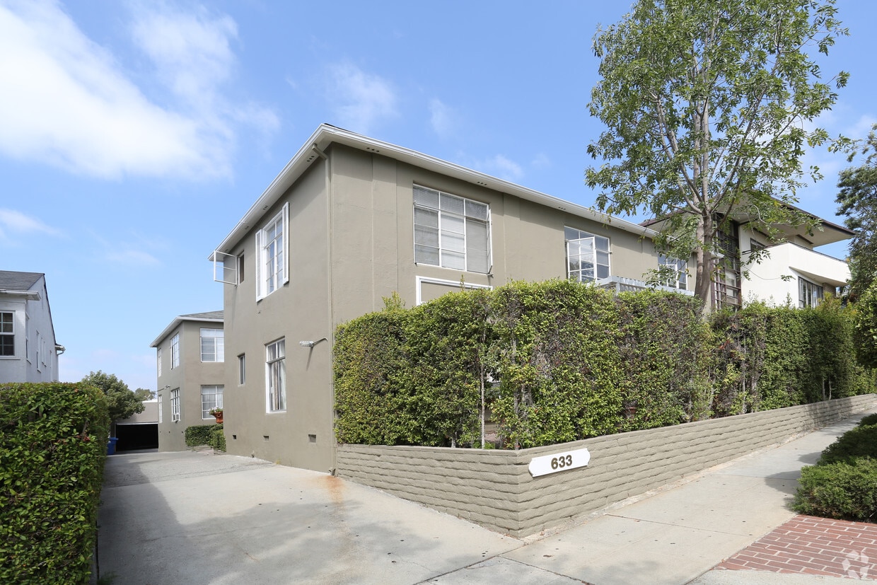 Building Photo - 633 Midvale Ave