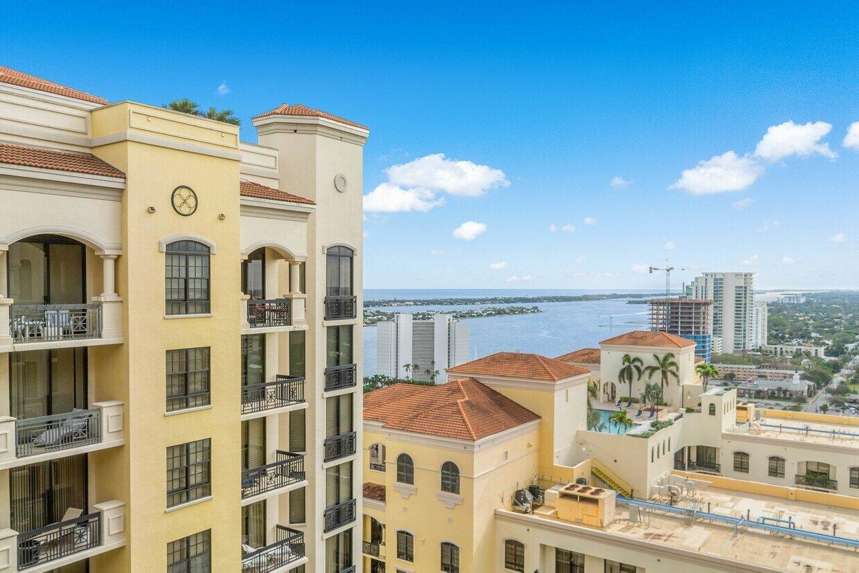Foto principal - 701 S Olive Ave