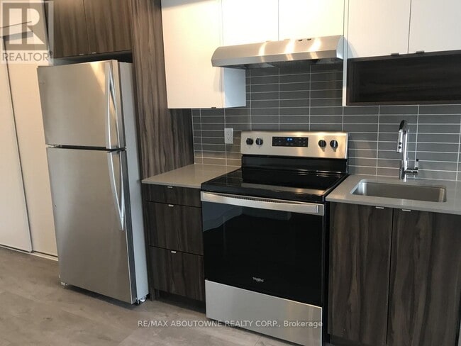 Photo du bâtiment - 1117 Cooke Blvd.