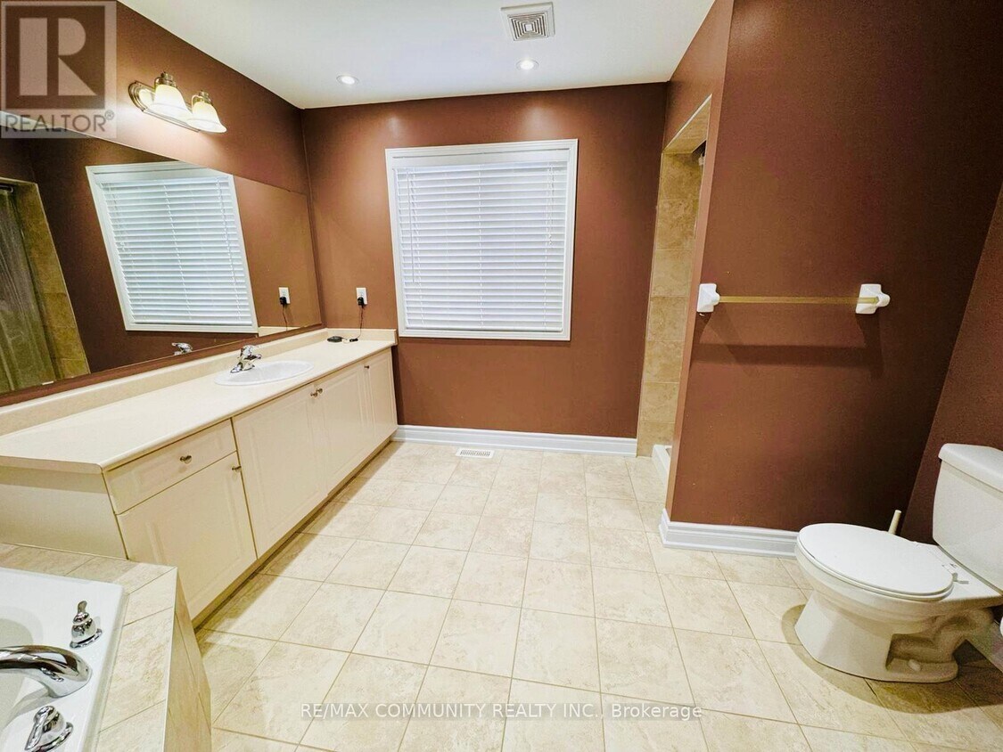 Photo du bâtiment - 1059 Coldstream Dr