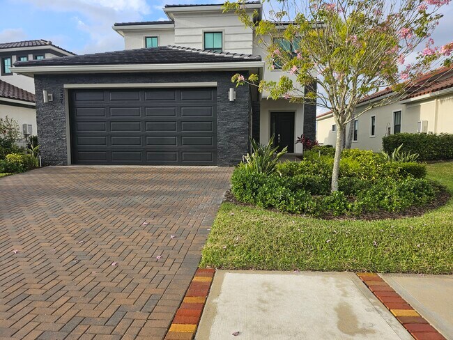 Foto del edificio - 537 SE Fascino Cir