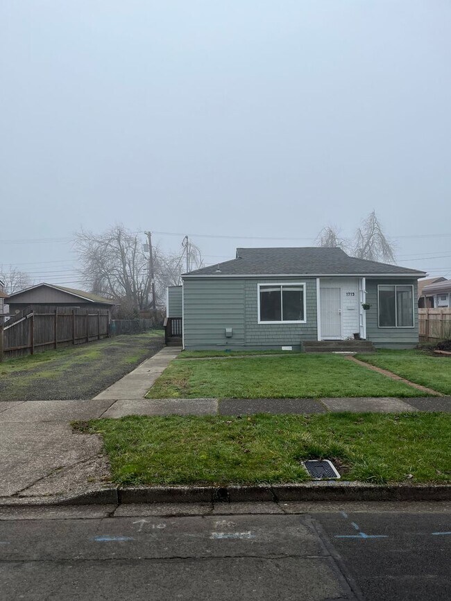 Foto del edificio - 3-Bedroom 2-Bathroom home in Springfield
