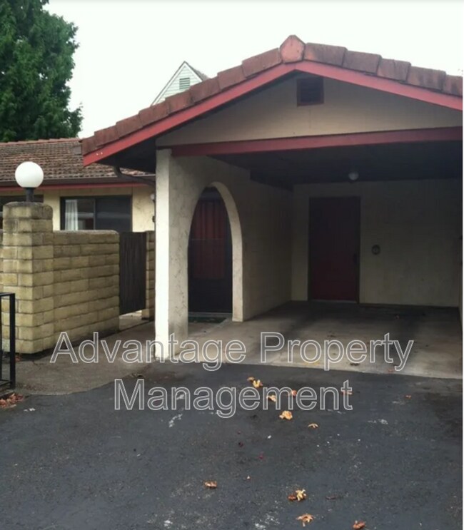 Building Photo - 625 NW 29th St