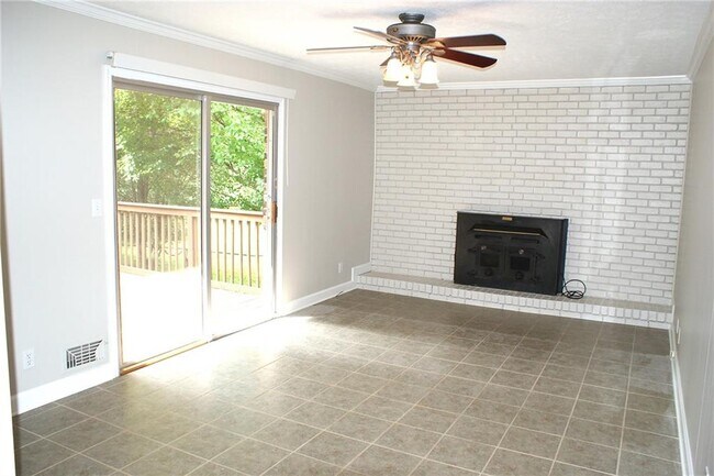 Building Photo - 6725 Ridge Moore Dr NW