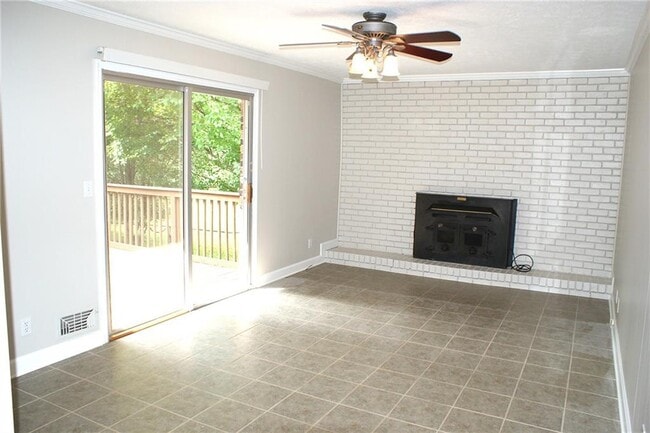 Foto del edificio - 6725 Ridge Moore Dr NW