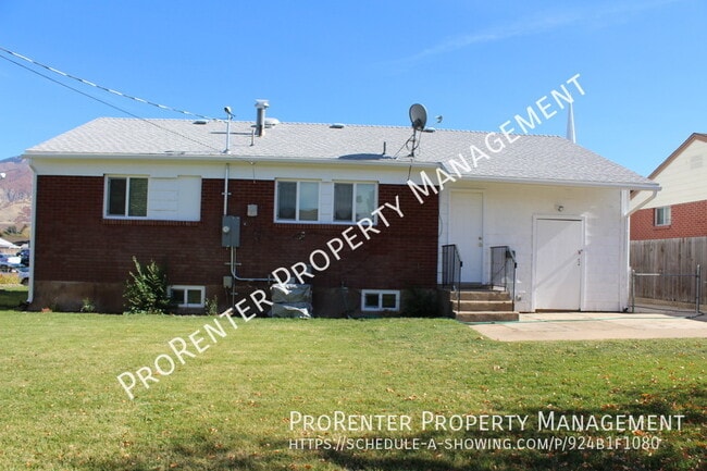Building Photo - 4749 S 200 E