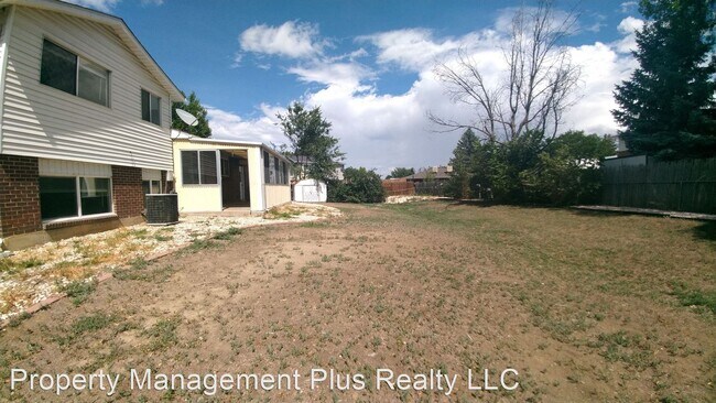 Foto del edificio - 4 br, 1.5 bath House - 1011 Yeager Dr