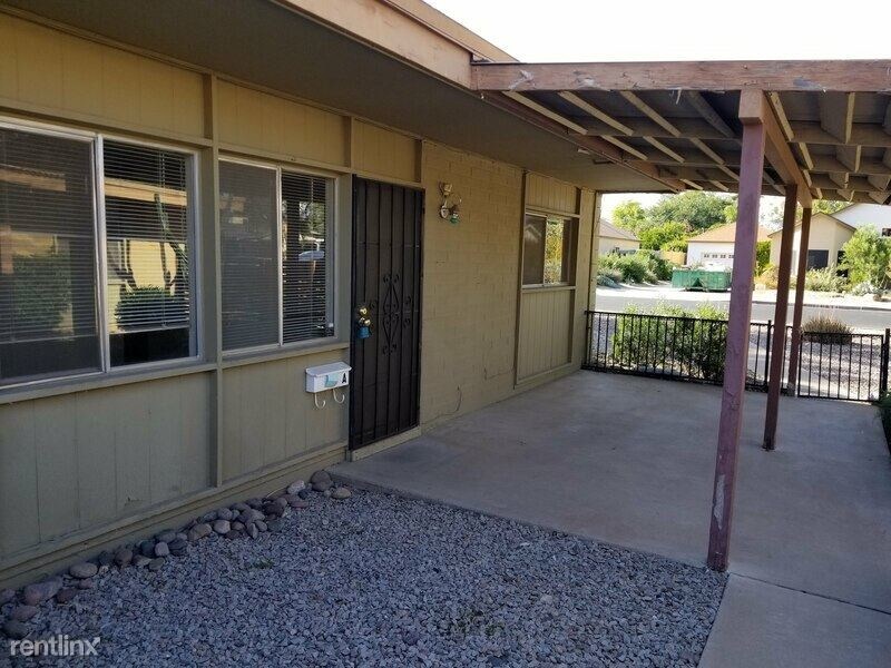 Primary Photo - 2 br, 1 bath House - 411 W Colter St Apt A