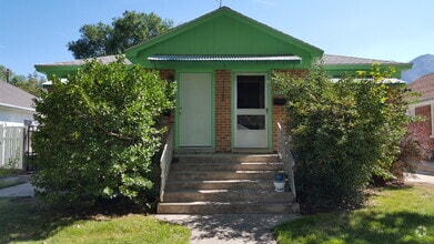 Building Photo - 2324 Van Buren Ave