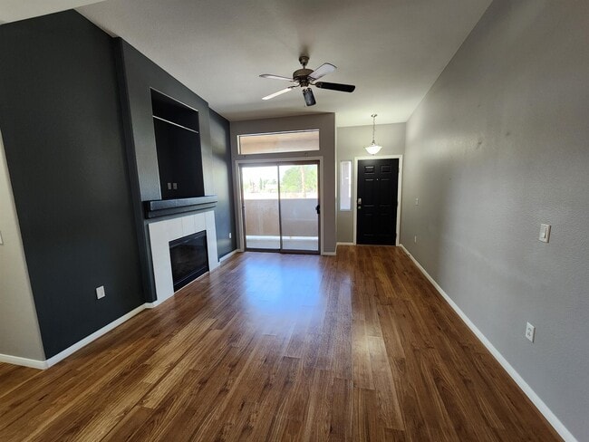 Foto del edificio - 8805 Jeffreys St