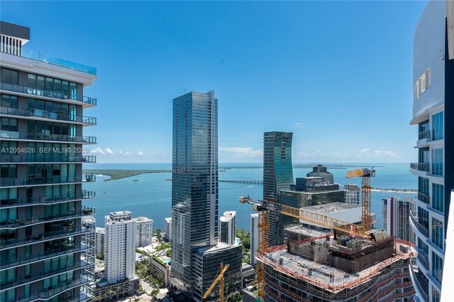 Foto del edificio - 60 SW 13th St